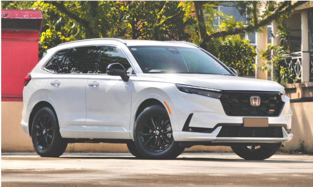 Top Electric and Hybrid Cars for Long Commutes in Australia 2024 Honda CR-V e:HEV