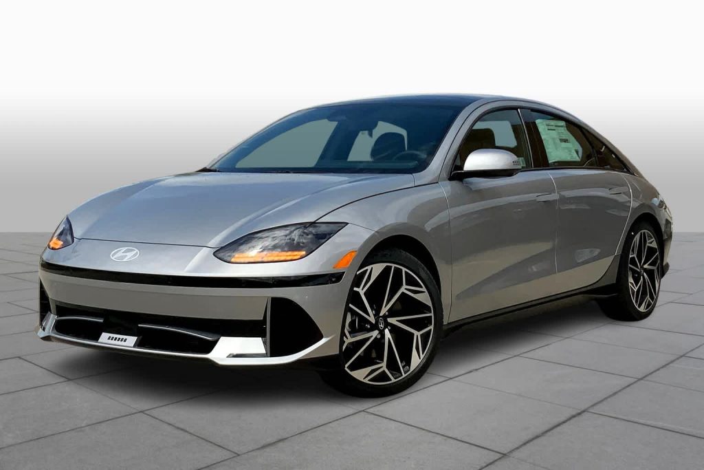 Top Electric and Hybrid Cars for Long Commutes in Australia 2024 Hyundai IONIQ 6
