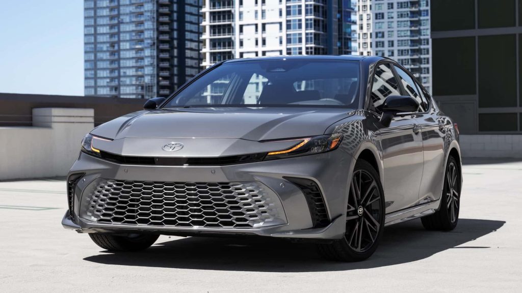 Top Electric and Hybrid Cars for Long Commutes in Australia 2024 Toyota Camry Hybrid